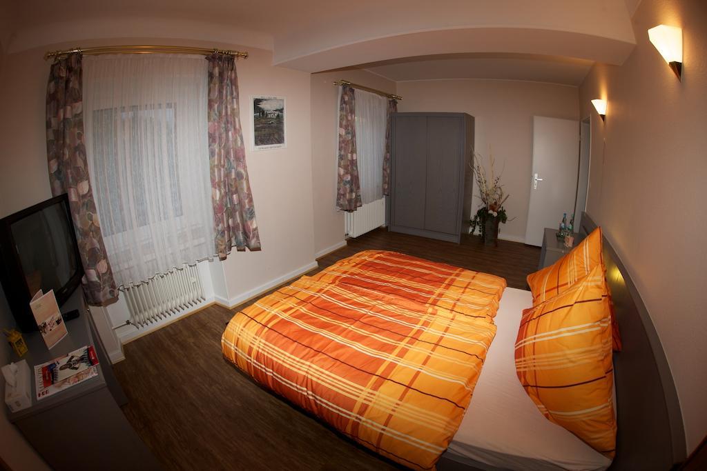 Auberge Du Chateau Stadtbredimus Værelse billede